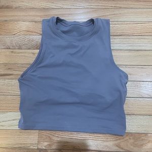 super cute cropped workout tank!!!🩵🩵🩵